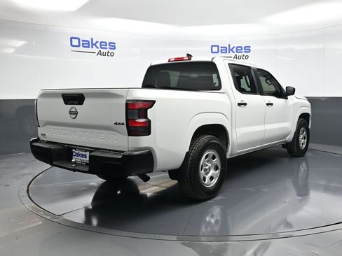 Used 2022 Nissan Frontier S w/ Technology Package image 8