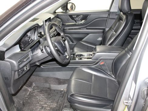 Used 2022 Lincoln Corsair AWD w/ Equipment Group 101A image 18