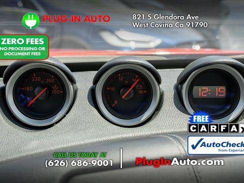 Used 2009 Nissan 370Z Touring RWD image 23