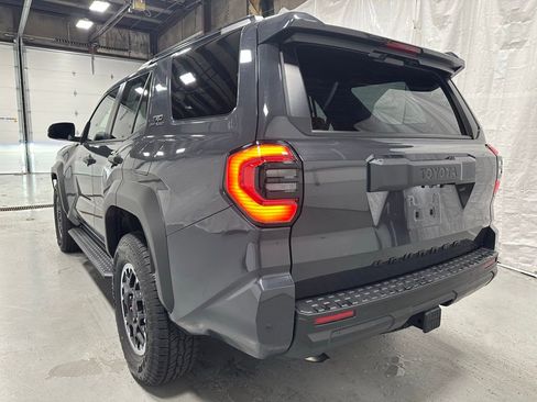 Used 2025 Toyota 4Runner TRD Off-Road image 5