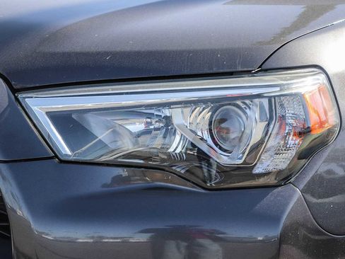 Used 2020 Toyota 4Runner Limited image 2