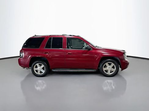 Used 2008 Chevrolet TrailBlazer LT w/ Sun And 6-Disc Cd Package AWD/4WD image 5
