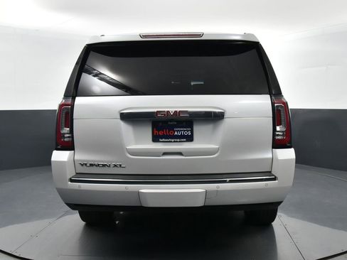 Used 2019 GMC Yukon XL Denali w/ Denali Ultimate Package image 38