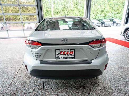 Certified 2023 Toyota Corolla LE w/ Carpet Mat Package (TMS) FWD image 4