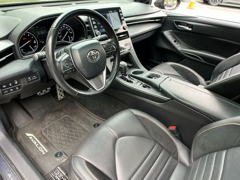 Used 2019 Toyota Avalon Touring w/ Advanced Safety Package FWD image 10