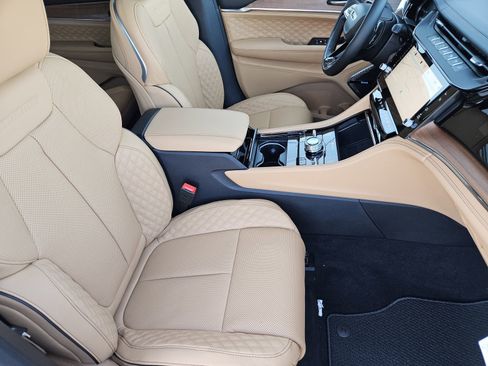 New 2026 Jeep Grand Cherokee L Summit image 15