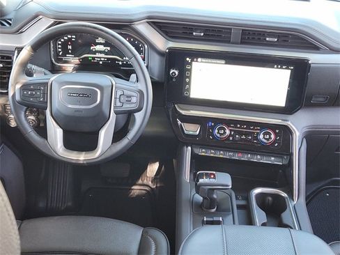 Used 2024 GMC Sierra 1500 Denali w/ Technology Package image 27