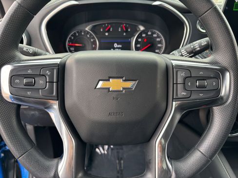 Used 2025 Chevrolet Blazer LT image 28