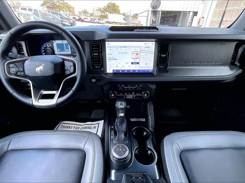 Used 2024 Ford Bronco Big Bend image 16