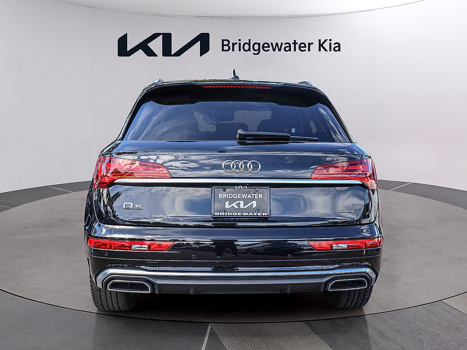 Used 2022 Audi Q5 2.0T Premium AWD/4WD image 5
