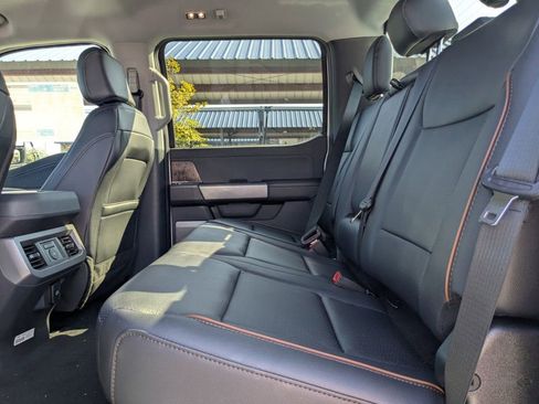 New 2026 Ford F250 Lariat w/ FX4 Off-Road Package image 16