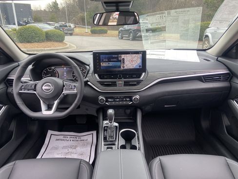 New 2025 Nissan Altima 2.5 SL image 16