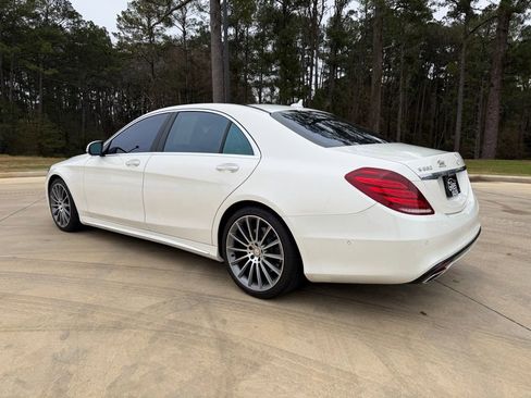 Used 2015 Mercedes-Benz S 550 Sedan image 3