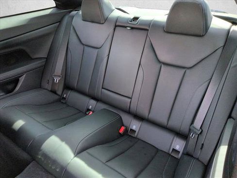 Used 2022 BMW M440i Coupe image 18