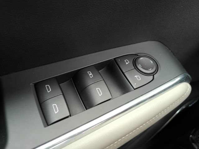 Used 2026 GMC Acadia Elevation w/ Elevation Premium Package FWD image 37