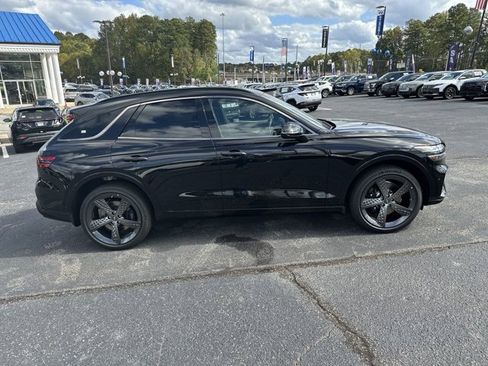 Used 2024 Genesis GV70 3.5T Sport w/ Sport Advanced Package image 10