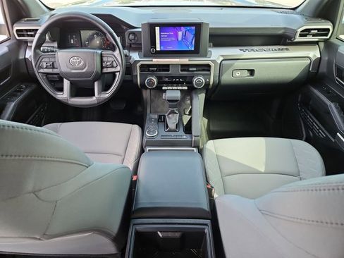 Used 2025 Toyota Tacoma SR5 image 17