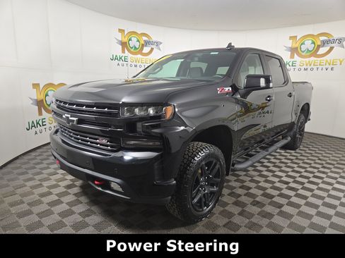 Certified 2021 Chevrolet Silverado 1500 LT Trail Boss w/ Convenience Package II image 3