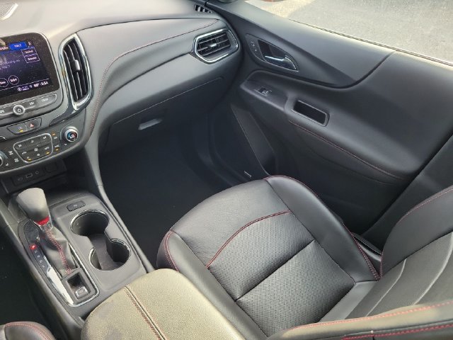 Used 2022 Chevrolet Equinox RS w/ RS Leather Package FWD image 15