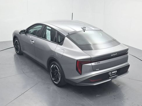 Certified 2025 Kia K4 EX FWD image 57