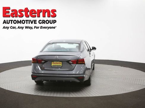 Used 2025 Nissan Altima 2.5 SV image 37