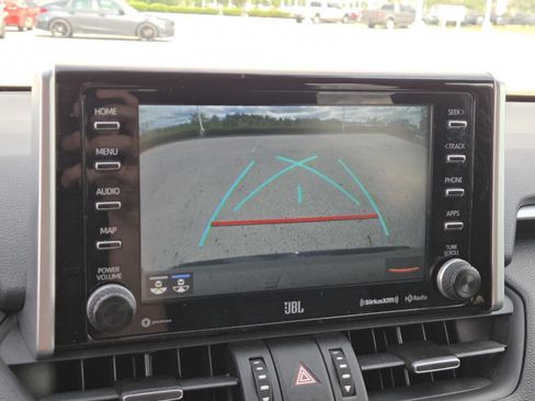 Used 2020 Toyota RAV4 XSE AWD/4WD image 7