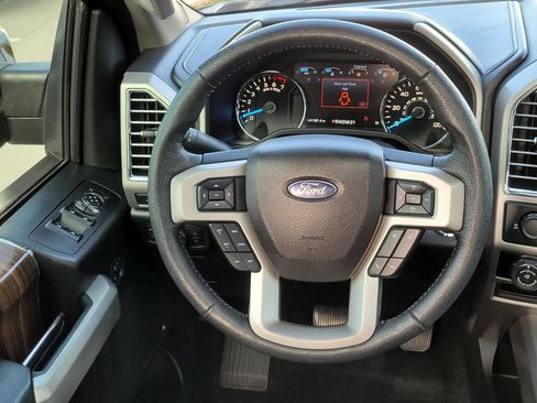 Used 2016 Ford F150 Lariat w/ Equipment Group 502A Luxury RWD image 6