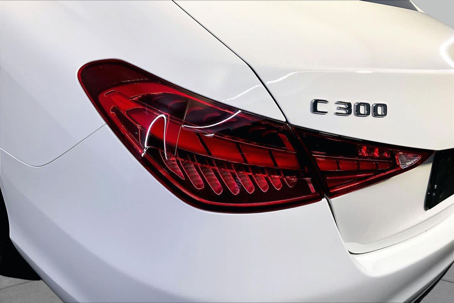 Used 2023 Mercedes-Benz C 300 4MATIC Sedan image 28
