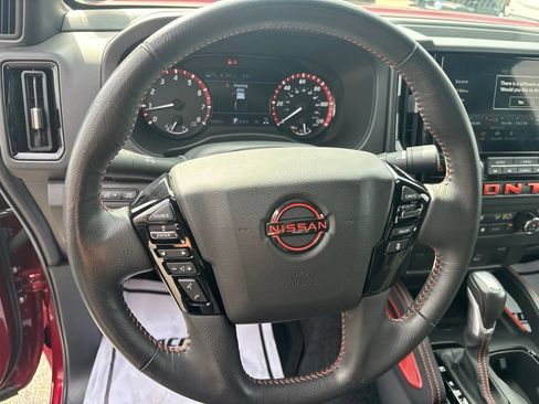 Used 2025 Nissan Frontier PRO-4X AWD/4WD image 24
