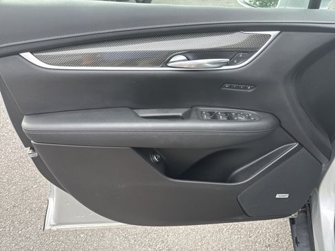 Used 2020 Cadillac XT5 Sportv AWD/4WD image 16