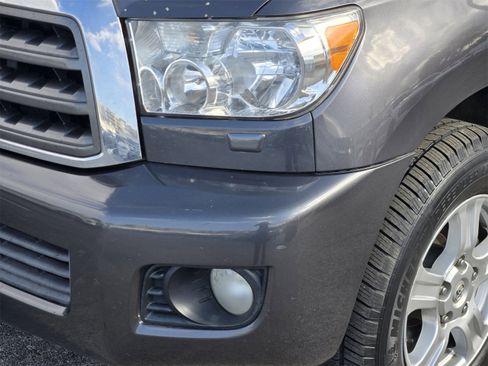 Used 2011 Toyota Sequoia SR5 image 9