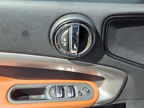 Used 2022 MINI Cooper Countryman S w/ Signature Upholstery Package image 17