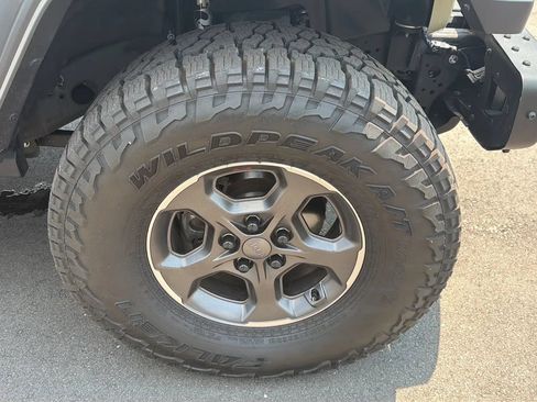 Used 2020 Jeep Gladiator Sport w/ Quick Order Package 24S AWD/4WD image 20