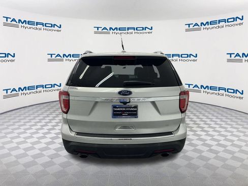 Used 2018 Ford Explorer Limited FWD image 4