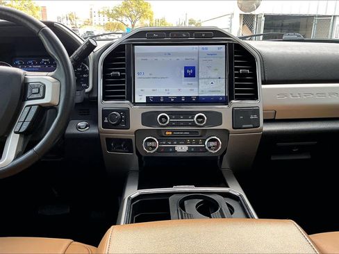 Used 2022 Ford F250 Lariat w/ Tremor Off-Road Package image 9