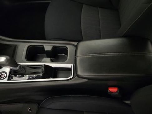 Used 2024 Nissan Sentra SV FWD image 18