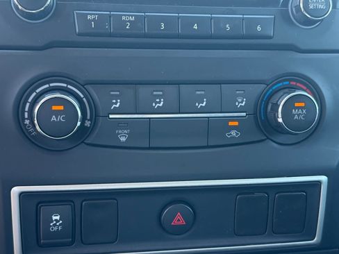 Certified 2017 Nissan Titan S image 21