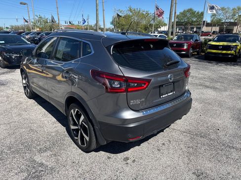 Used 2022 Nissan Rogue Sport SL AWD/4WD image 8