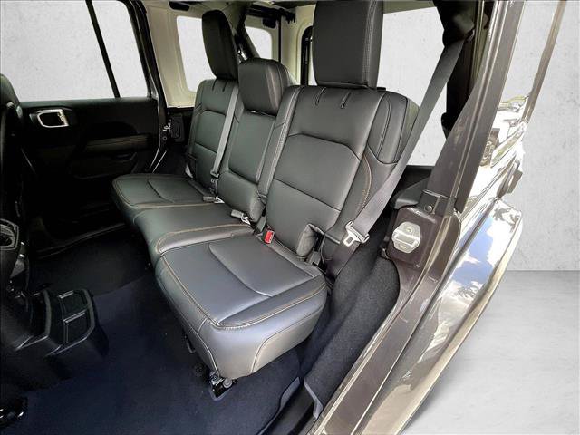 New 2027 Jeep Wrangler Unlimited Sahara AWD/4WD image 9