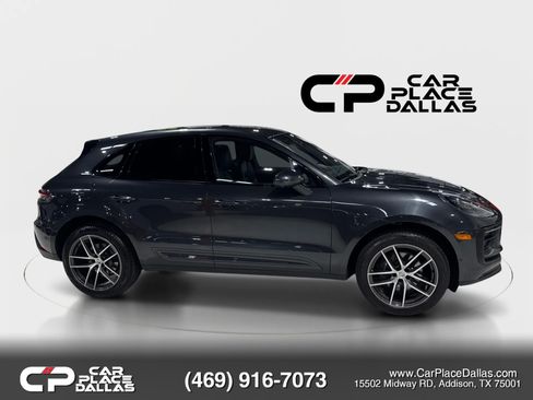 Used 2022 Porsche Macan w/ Premium Package Plus AWD/4WD image 9