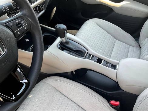 New 2026 Honda HR-V LX image 14