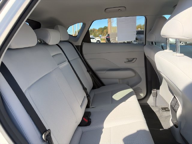 Used 2025 Hyundai Kona SEL AWD/4WD image 13