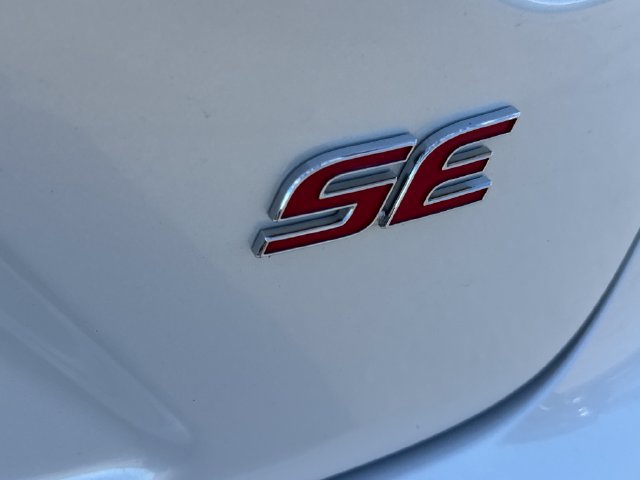 Used 2026 Toyota Corolla SE w/ SE Package FWD image 6