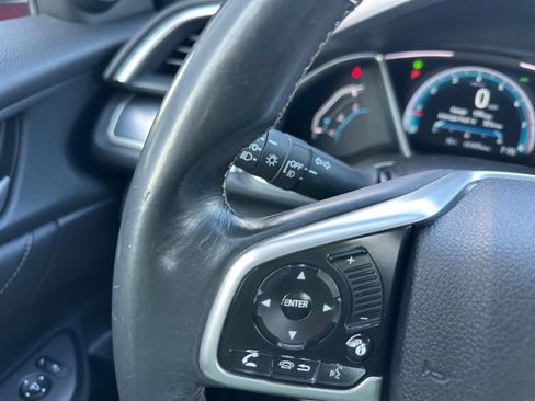 Used 2017 Honda Civic Touring image 28
