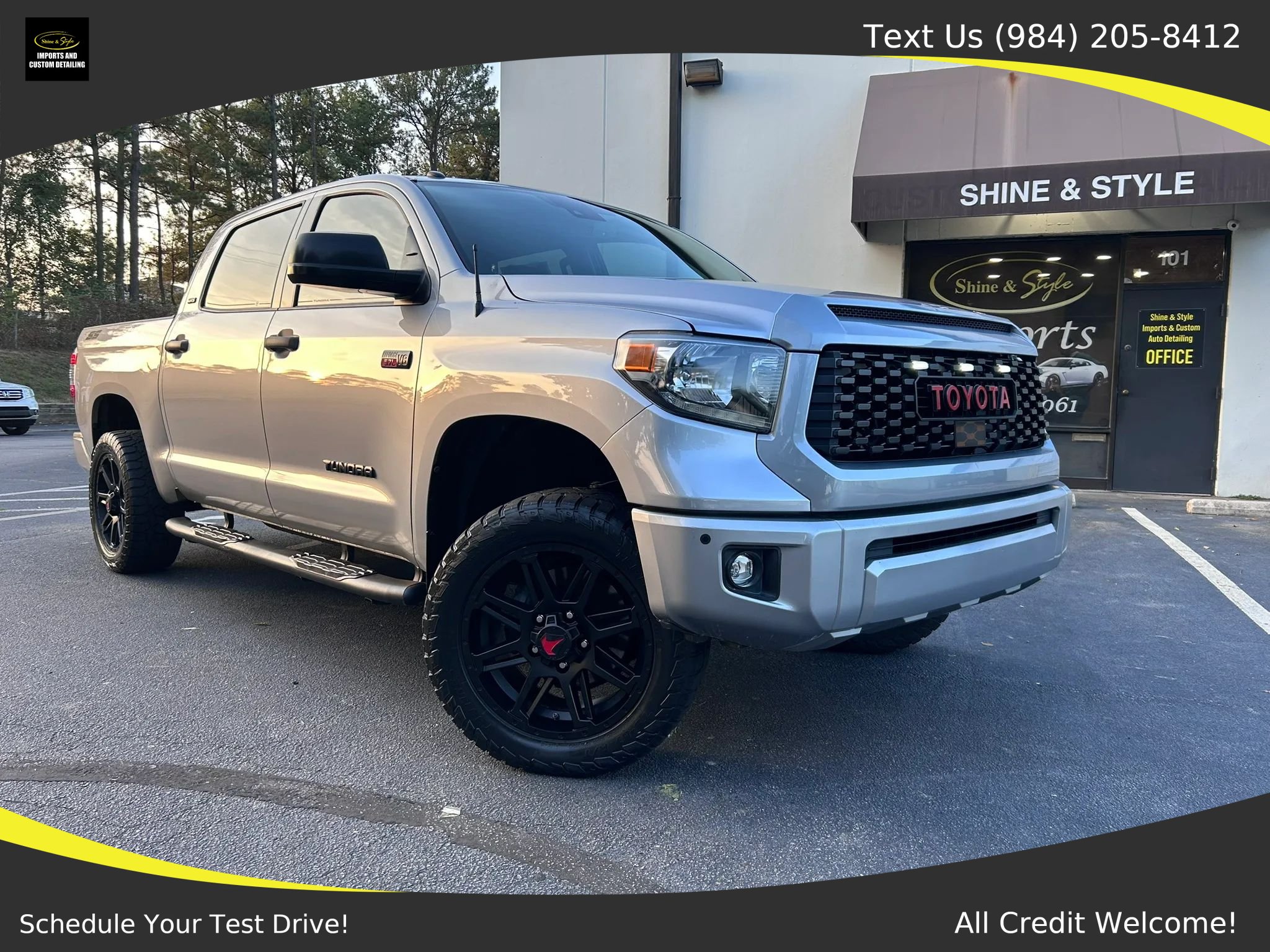 Used 2018 Toyota Tundra SR5 w/ SR5 Upgrade Package RWD image 1