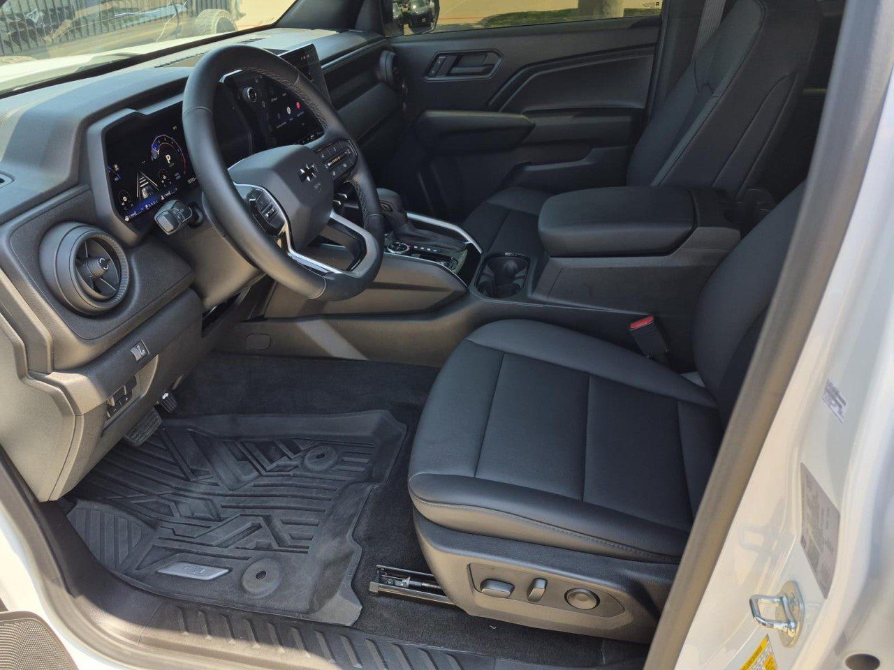 Certified 2026 Chevrolet Colorado Trail Boss AWD/4WD image 10