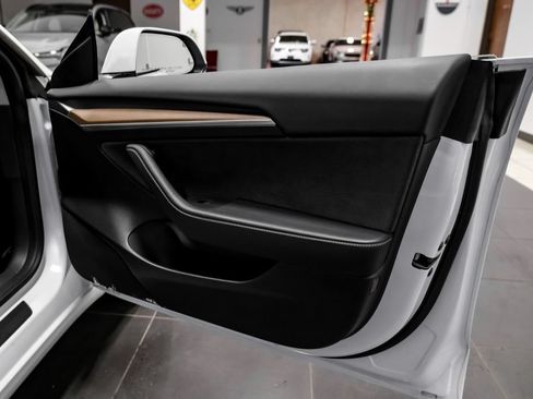Used 2023 Tesla Model 3 Standard Range RWD image 43
