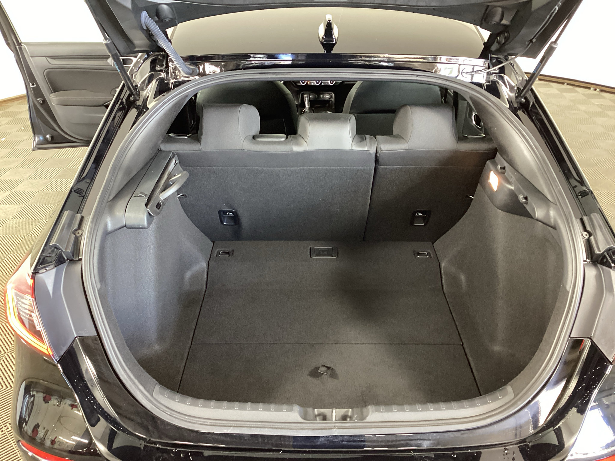 Used 2025 Honda Civic Sport image 28