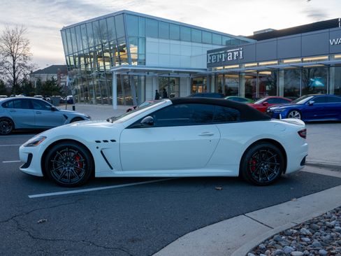 Used 2013 Maserati GranTurismo Sport image 2