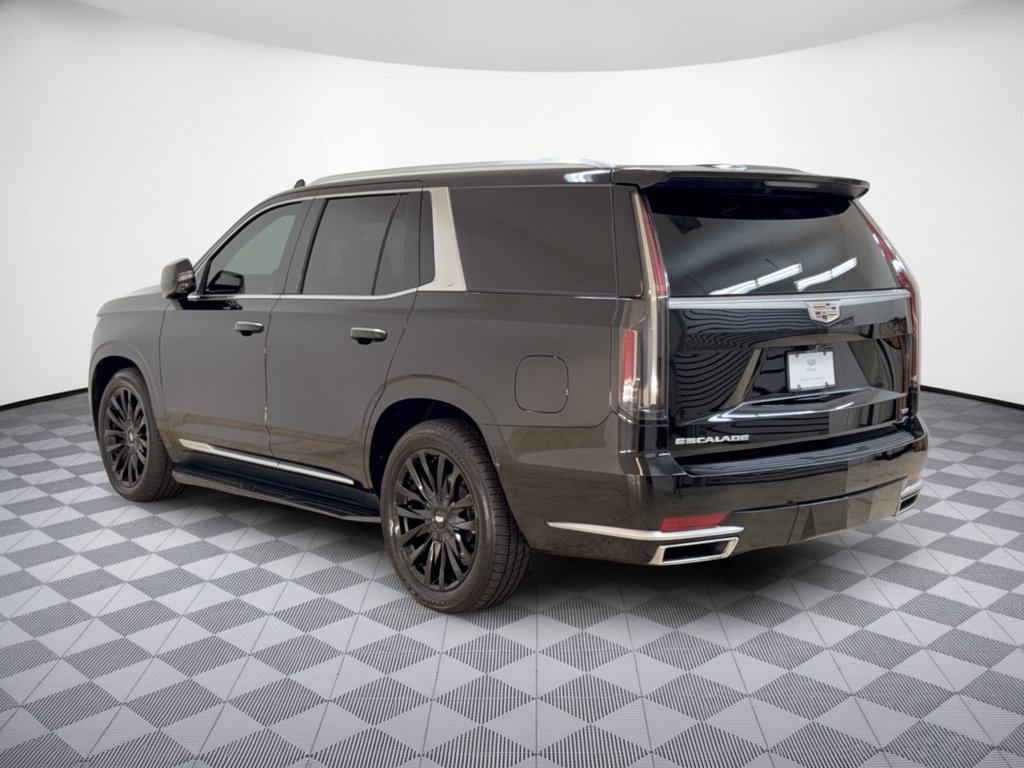 Used 2021 Cadillac Escalade Premium Luxury w/ Driver Assist Tech Package AWD/4WD image 3